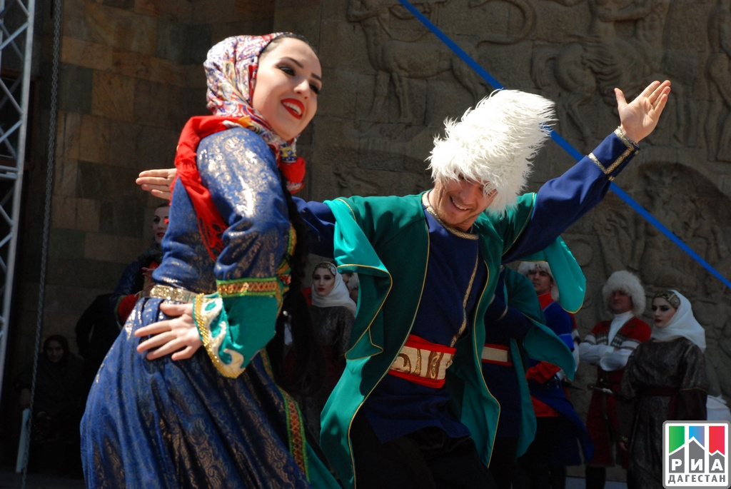 Фестиваль в честь Дня Конституции Дагестана