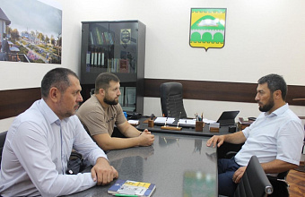 Обращения участников СВО и членов их семей рассмотрели в Сулейман-Стальском районе