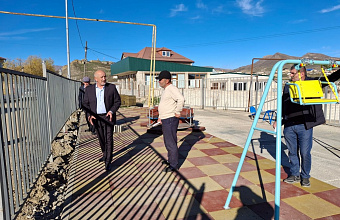 В селе Уркарах благоустроили общественную территорию