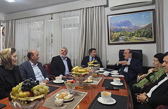 Заседание Профессорского клуба, посвященное юбилею народного поэта Дагестана Магомеда Ахмедова, прошло в ДГУ