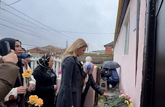 В День Героев Отечества в Махачкале увековечили память четырех участников СВО