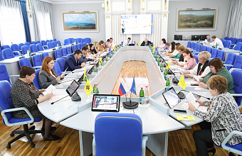 Депутаты и молодёжь Ставрополья приняли участие в "Диктанте Победы"