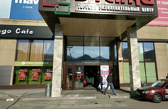 Подробности вооруженного конфликта у торгового центра в Махачкале