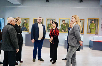 В музее имени А. Тахо-Годи открылась выставка рисунков-плакатов «Скажи миру – да, терроризму и фашизму – нет!»