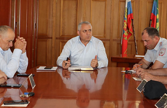 Вопросы весеннего призыва обсудили в Гергебильском районе