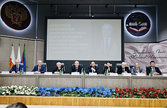 60-летний юбилей отметил стоматологический факультет ДГМУ