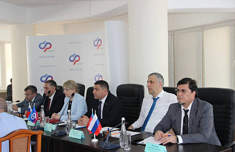 Меры поддержки участников СВО обсудили на площадке Отделения Соцфонда России по РД в рамках открытого диалога с федеральным центром