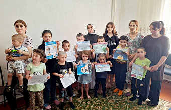 Специалист Реабилитационного центра рассказала детям с ОВЗ о правилах поведения при угрозе БПЛА