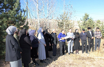 Директору Ругуджинской СОШ Гунибского района присвоили звание «Герой Труда Дагестана»