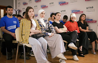 Встреча молодежи с пограничником, служившим в СВО, прошла в Махачкале