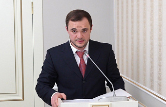 Джамбулат Салавов провел заседание политсовета махачкалинского отделения партии «Единой России»