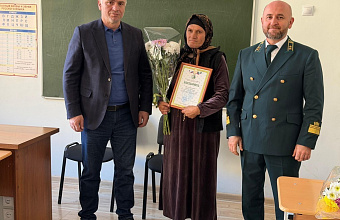 В Дагестане отметили героизм женщин, участвовавших в тушении ландшафтного пожара в Тляратинском районе