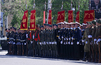 В Каспийске прошел праздничный парад по случаю 80-летия Победы в ВОВ
