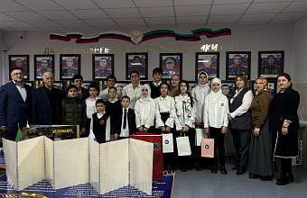 Члены Совета старейшин Дагестана встретились со школьниками Махачкалы