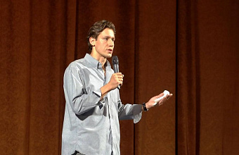 Русский театр имени М. Горького открыл 101-й сезон