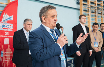 Дагестанцы в Санкт-Петербурге провели турнир по волейболу, посвященный 80-летию Победы