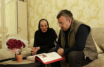 Магомедзагид Кихасуров встретился с матерью Героя России Мариной Исбакиевой