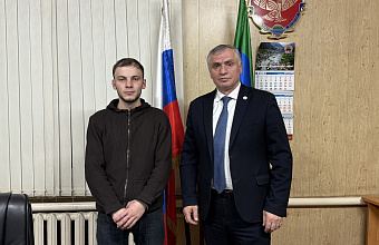 Очередной житель Тляратинского района отправился в зону СВО добровольцем