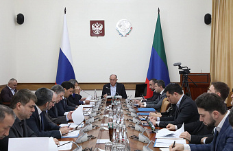 Глава Минсельхозпрода принял участие в обсуждении вопросов реализации инвестпроектов в Дагестане