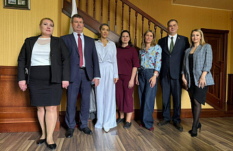 Делегация из Дагестана приняла участие в награждении победителей конкурса «Скажи миру – да, терроризму и фашизму – нет!» в ДНР