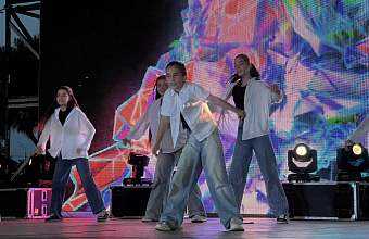 Праздничный концерт ко Дню России организовали в дагестанском Каспийске