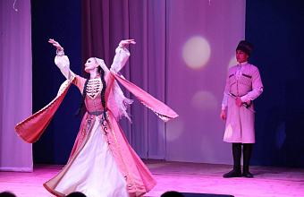 Абдулмуслим Абдулмуслимов поздравил жителей ЗАТО Александровск со 126-летием г. Полярный и 68-летием г. Гаджиево