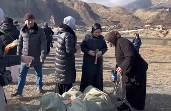 Сотрудники Минтруда Дагестана провели субботник в Унцукульском районе