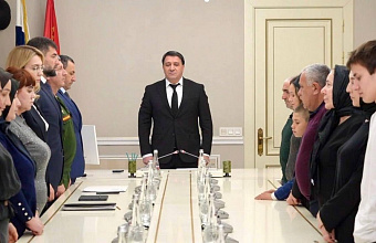 Глава Махачкалы провел встречу с родными военнослужащих, погибших в ходе СВО
