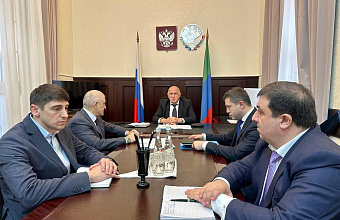 Абдулмуслим Абдулмуслимов принял участие в заседании госкомиссии под руководством Дениса Мантурова