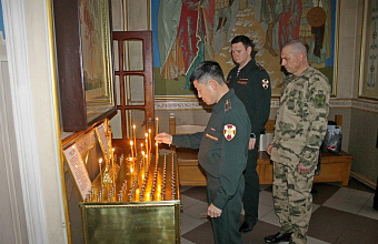 Росгвардейцы приняли участие в праздничном молебне в Дагестане