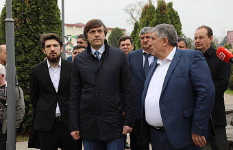 Министр просвещения России Сергей Кравцов прибыл в Дагестан