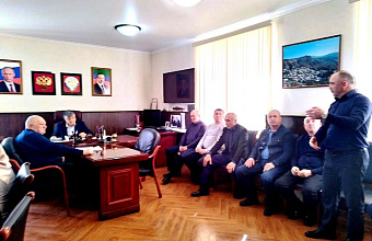 В администрации Гунибского района обсудили предстоящие мероприятия по случаю 80-летия Победы в Великой Отечественной войне