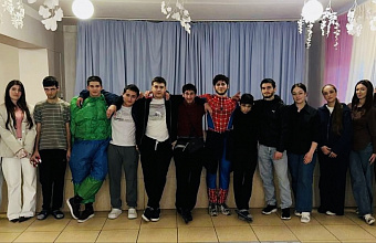 Студенты-медики ДГМУ организовали праздник для воспитанников дома-интерната «Забота»