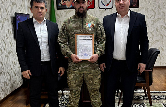 Главе Хасавюртовского района поступило благодарственное письмо от командования добровольческого батальона «Каспий»