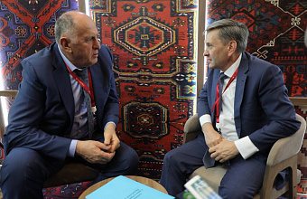 На КИФ обсуждены вопросы реконструкции вокзала Махачкалы и расширения участка дороги от ж/д переезда в поселке Тюбе