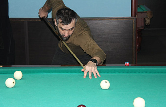 В Избербаше прошел первый открытый кубок города по бильярду