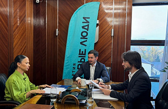 В Дагестане состоялась встреча партии «Новые люди» с благотворительным фондом «Кристальные сердца»