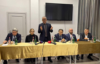 Нариман Абдулмуталибов провел «Разговоры о важном» для школьников Махачкалы