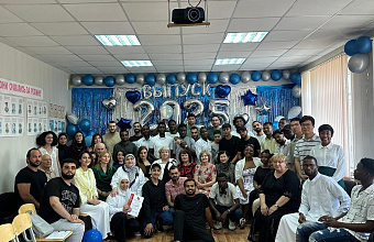 На факультете международного образования ДГУ прошел праздничный вечер «Последний звонок»