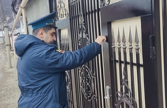 Житель Дагестана оплатил свыше 400 тыс. долга по налогам, чтобы выехать на отдых за границу