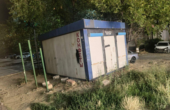 В Махачкале демонтировали незаконную будку во дворе на проспекте Имама Шамиля 
