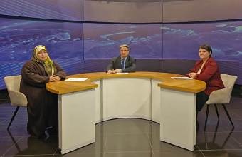 Представители Минтруда РД рассказали о мерах поддержки многодетных семей на передаче «Подробности»