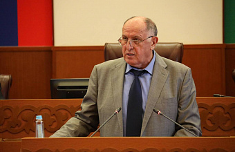 Абдулмуслим Абдулмуслимов прокомментировал работу парламентского корпуса республики