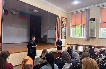 В Автомобильно-дорожном колледже Махачкалы обсудили вопросы профилактики девиантного поведения