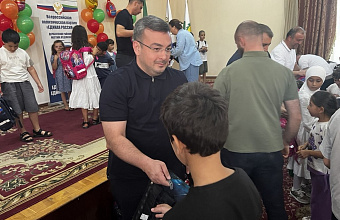 Минтруд РД провел в Дербенте и Дербентском районе благотворительную акцию «Собери ребенка в школу»