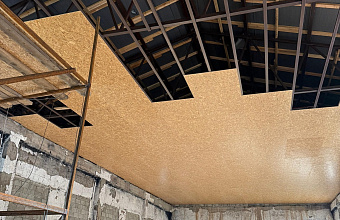 В селе Курми Гергебильского района идет реконструкция спортивного зала им. М. Нурудинова