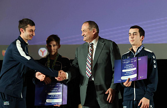 Победителем в гонках дронов на Каспийском цифровом форуме стал студент ДГТУ