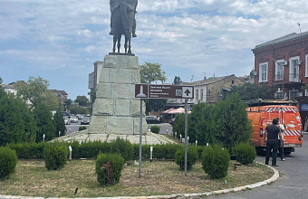 В Махачкале появились новые знаки туристической навигации