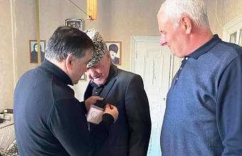 Ветерана Гунибского района наградили юбилейной медалью «80 лет Победы в Великой Отечественной войне»