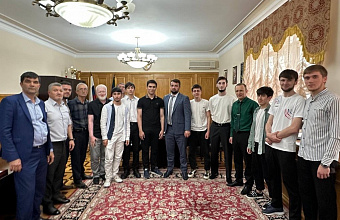 В Избербаше прошло чествование победителей Первенства России по мини-футболу